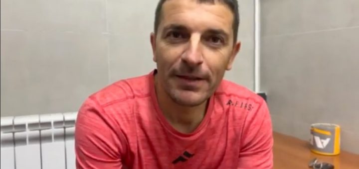 Román Panadero, entrenador del Altorricón, en la entrevista previa al partido frente al Ontiñena en el Municipal.